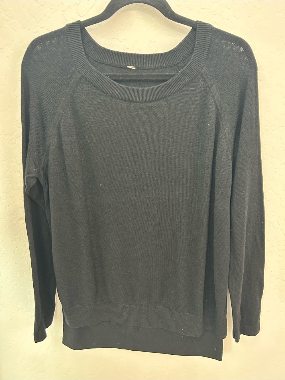 Lululemon Black Lightweight Knit Pullover Sweater L
